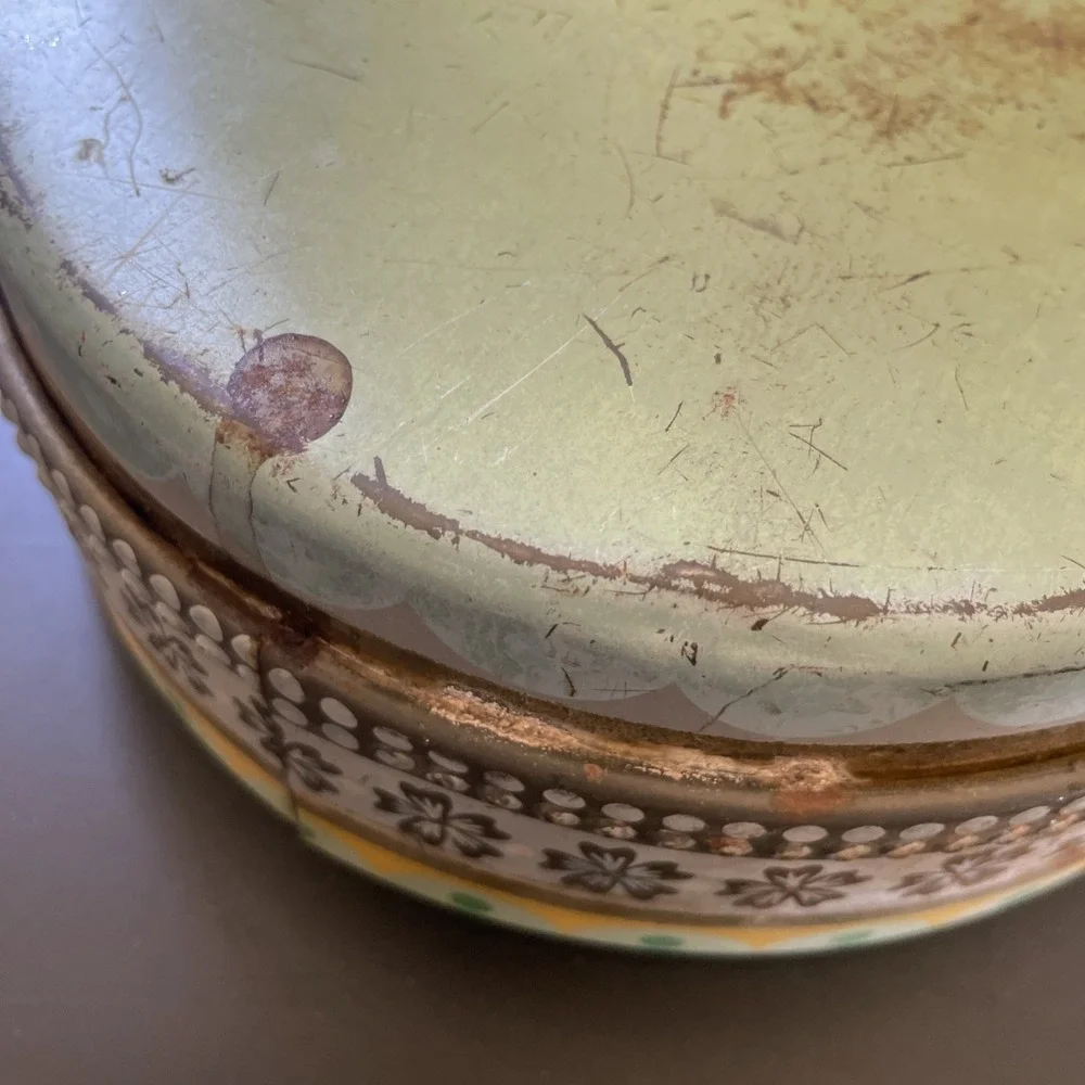 Vintage oval shape embossed Tin Box Pantry Storage‎ Painted Texture Copper Lid